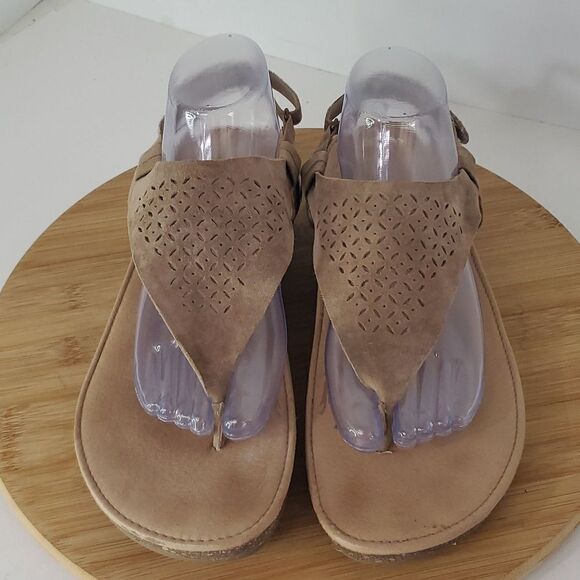 Aetrex Sandalistas Tan Leather Thong Sandal Women's Size 11 - Picture 1 of 10